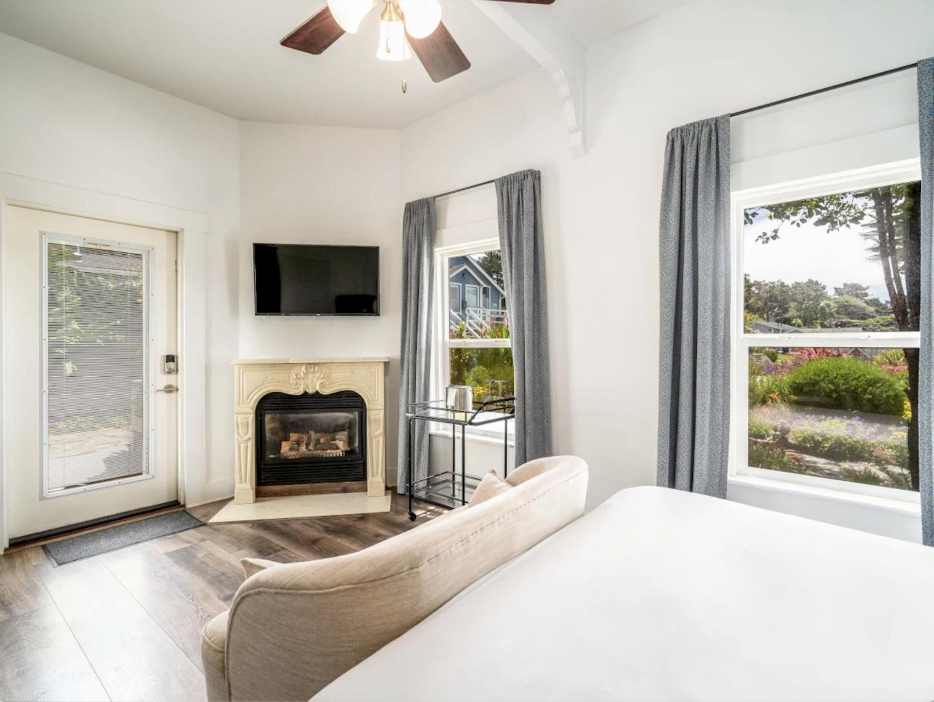 Agate Cove Inn Mendocino Exterior photo
